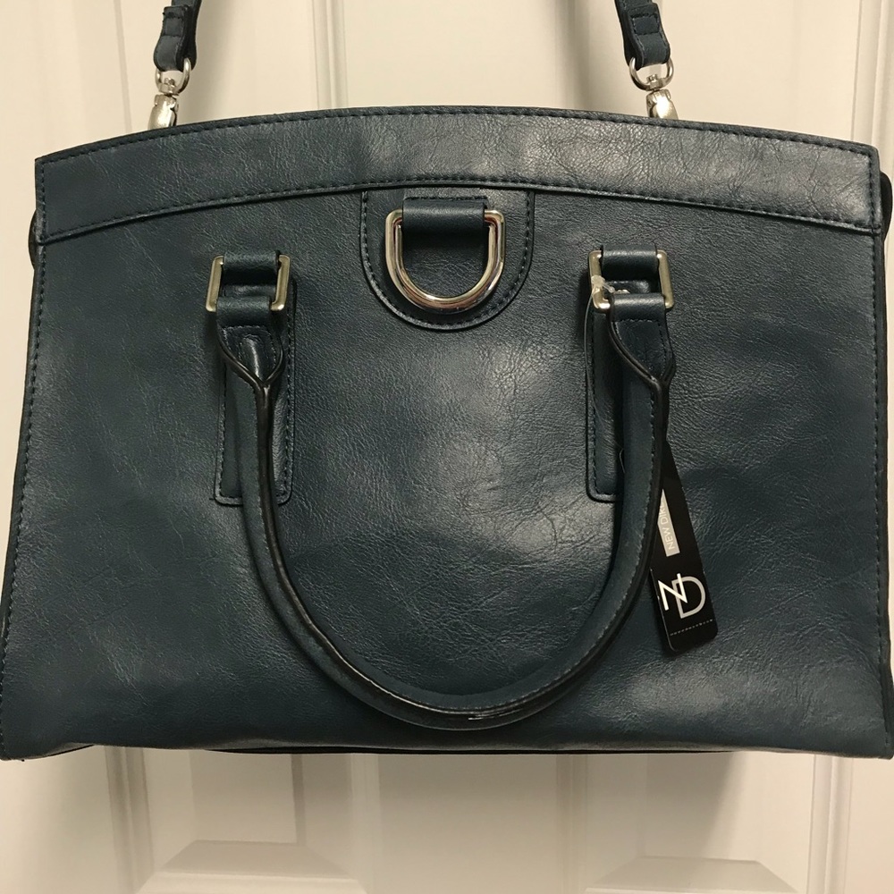 NWT New Directions handbag